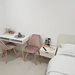 Room M&M